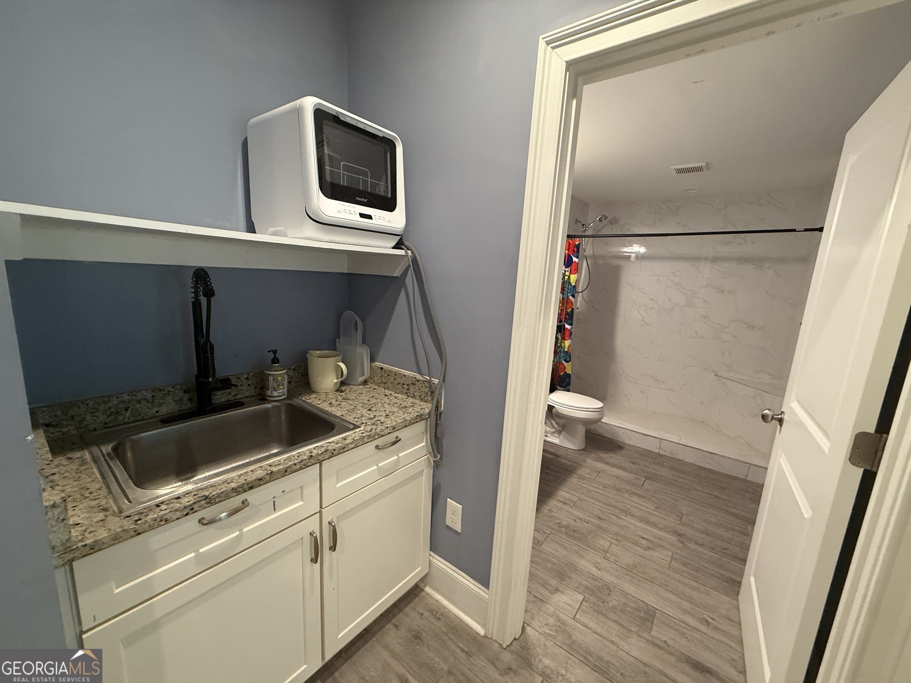 3816 Chamblee Dunwoody Rd Property Photo 15