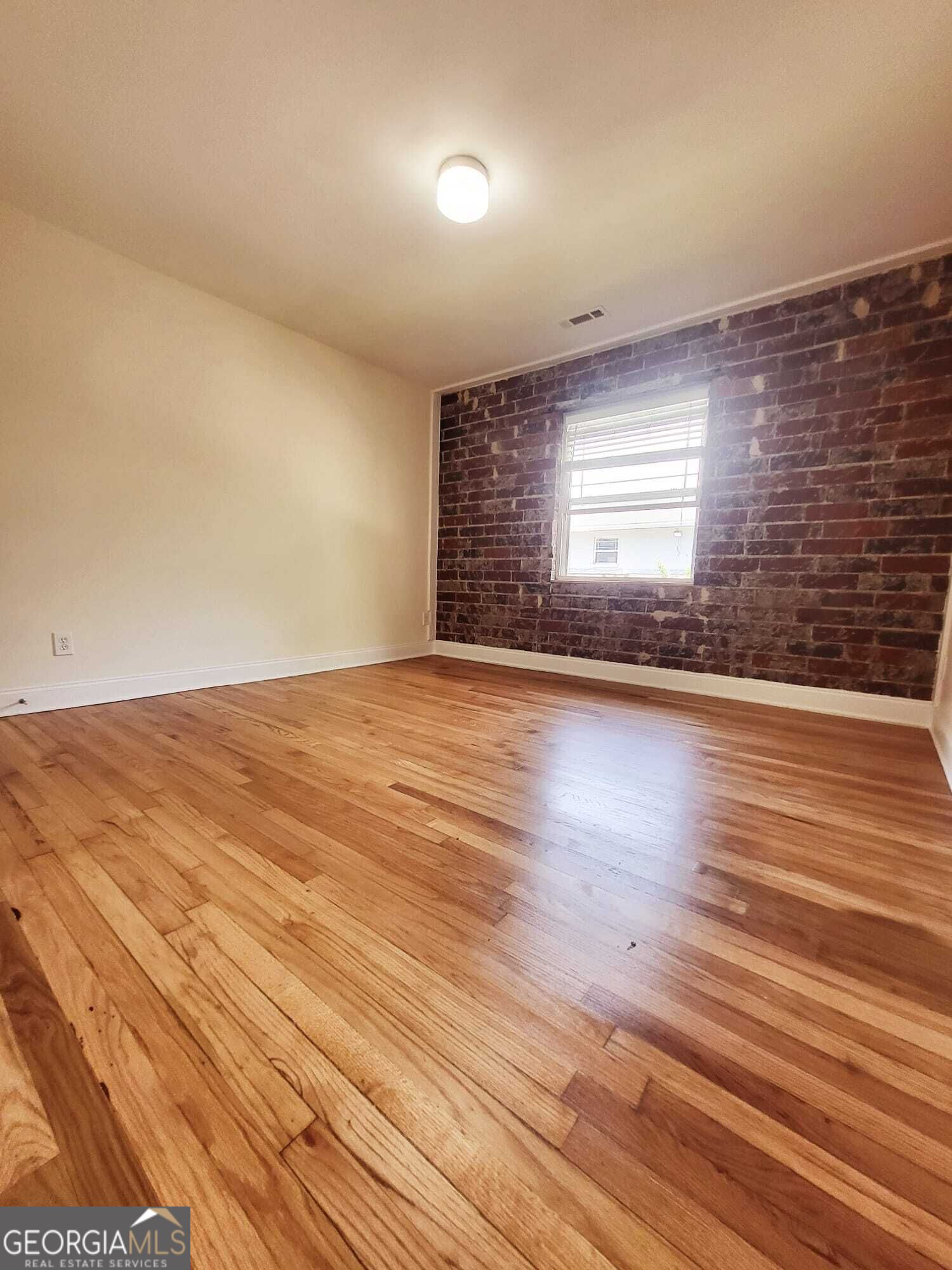 40 Daniel Street # 7 Property Photo 8