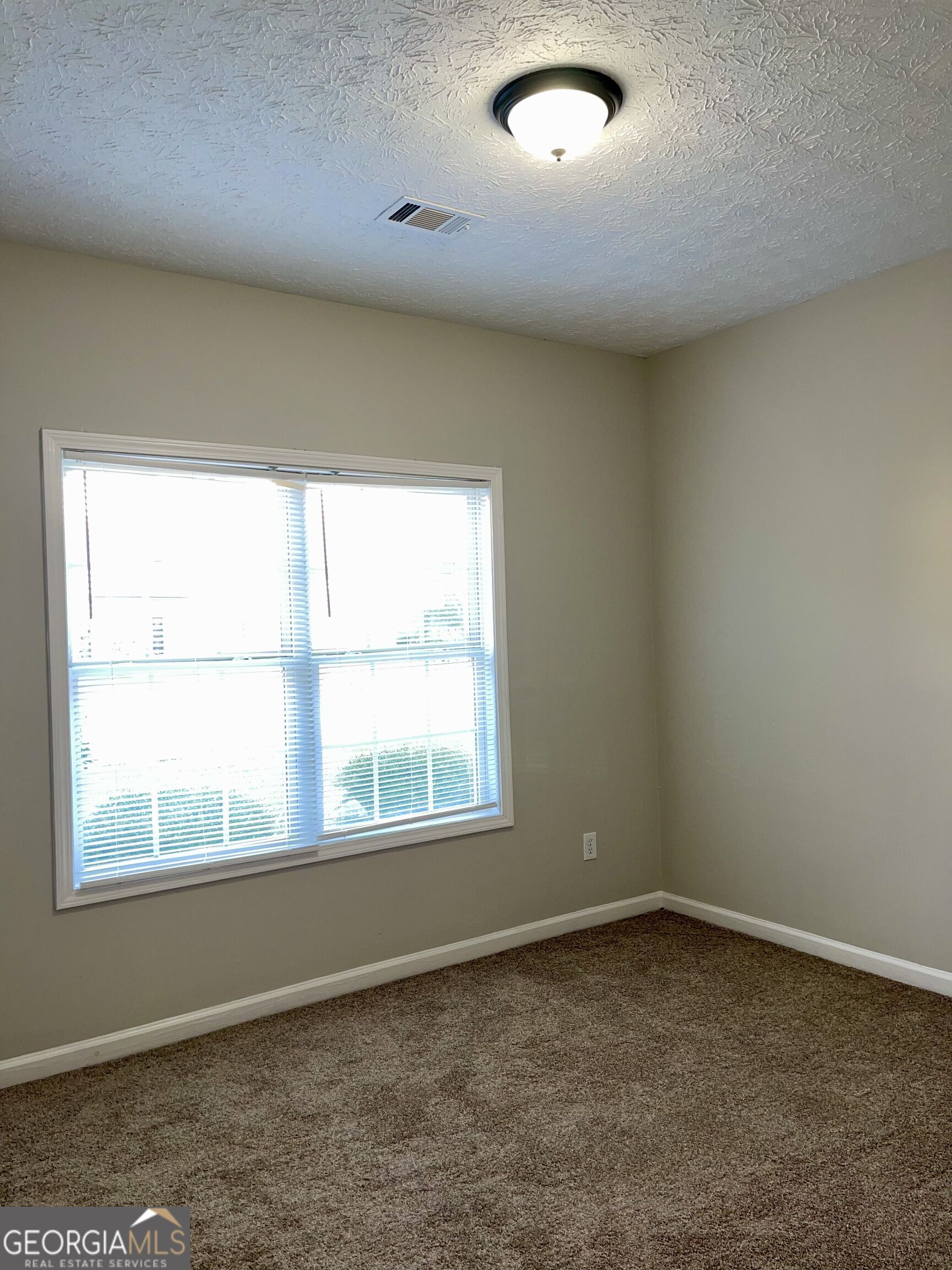 8262 Parkwood Place Property Photo 13