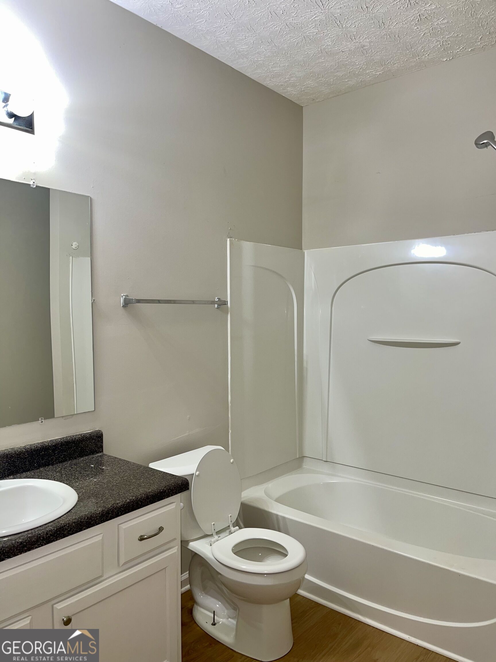 8262 Parkwood Place Property Photo 14