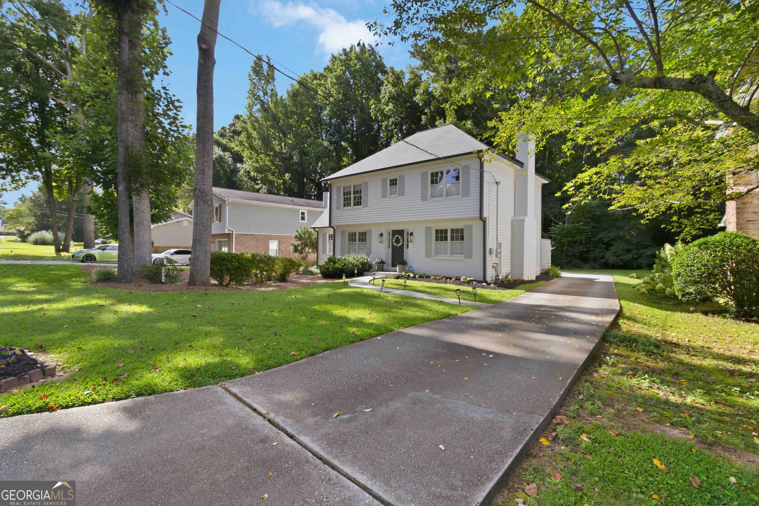 4249 Duesenberg Drive Property Photo 4