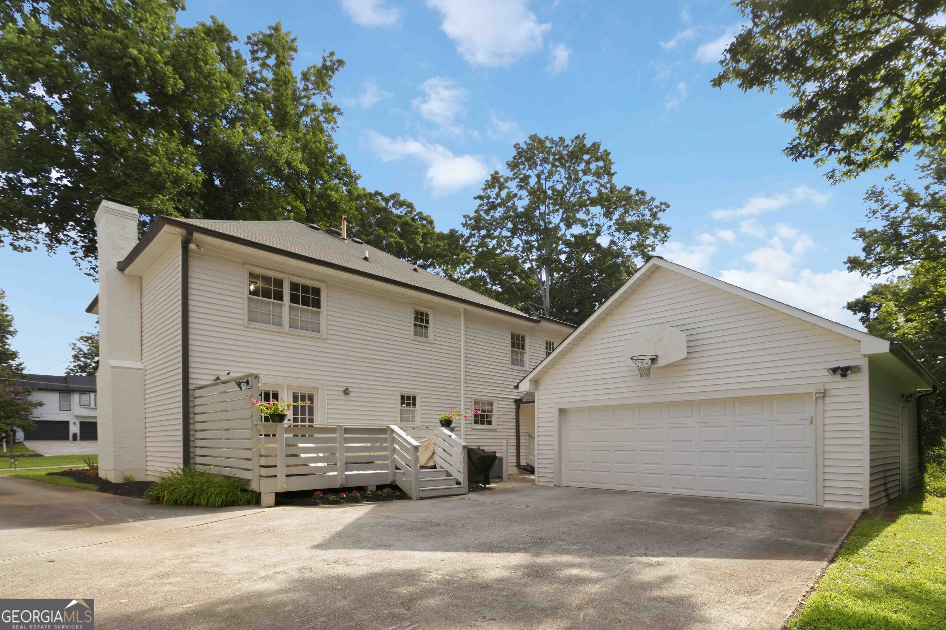 4249 Duesenberg Drive Property Photo 39
