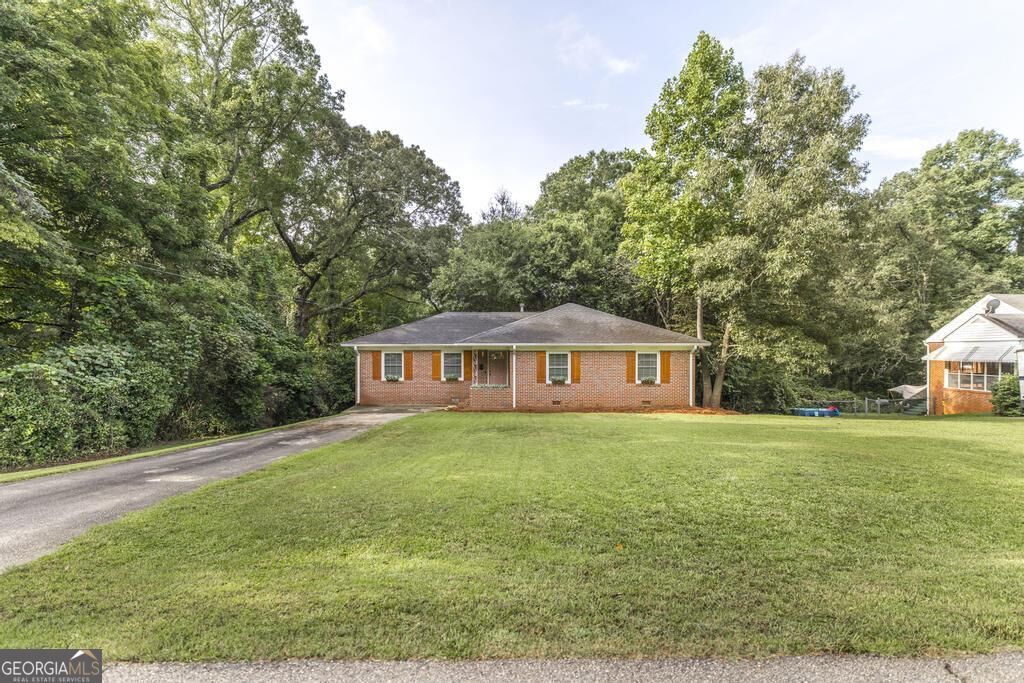 460 Sunset Circle Property Photo 2
