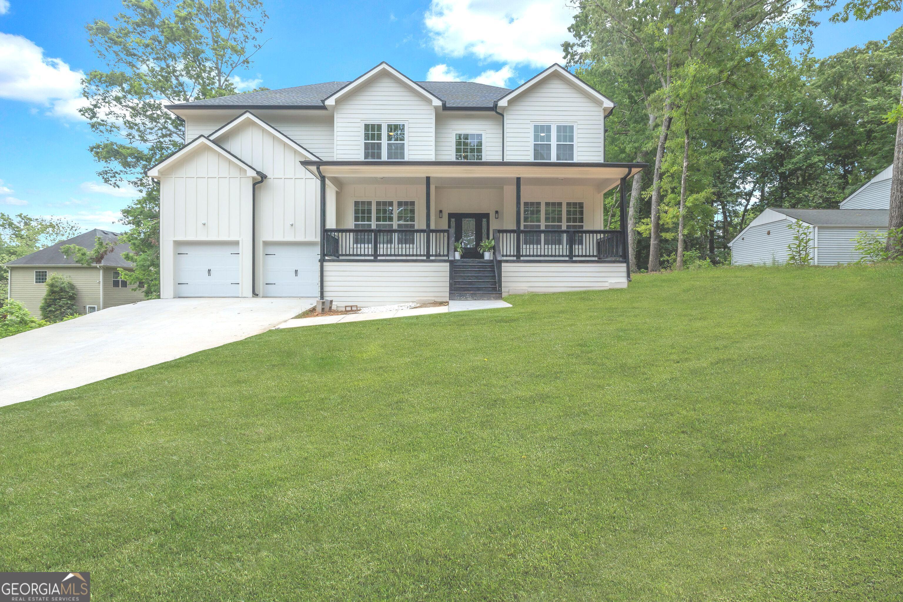 5401 South Lake Drive Property Photo 1