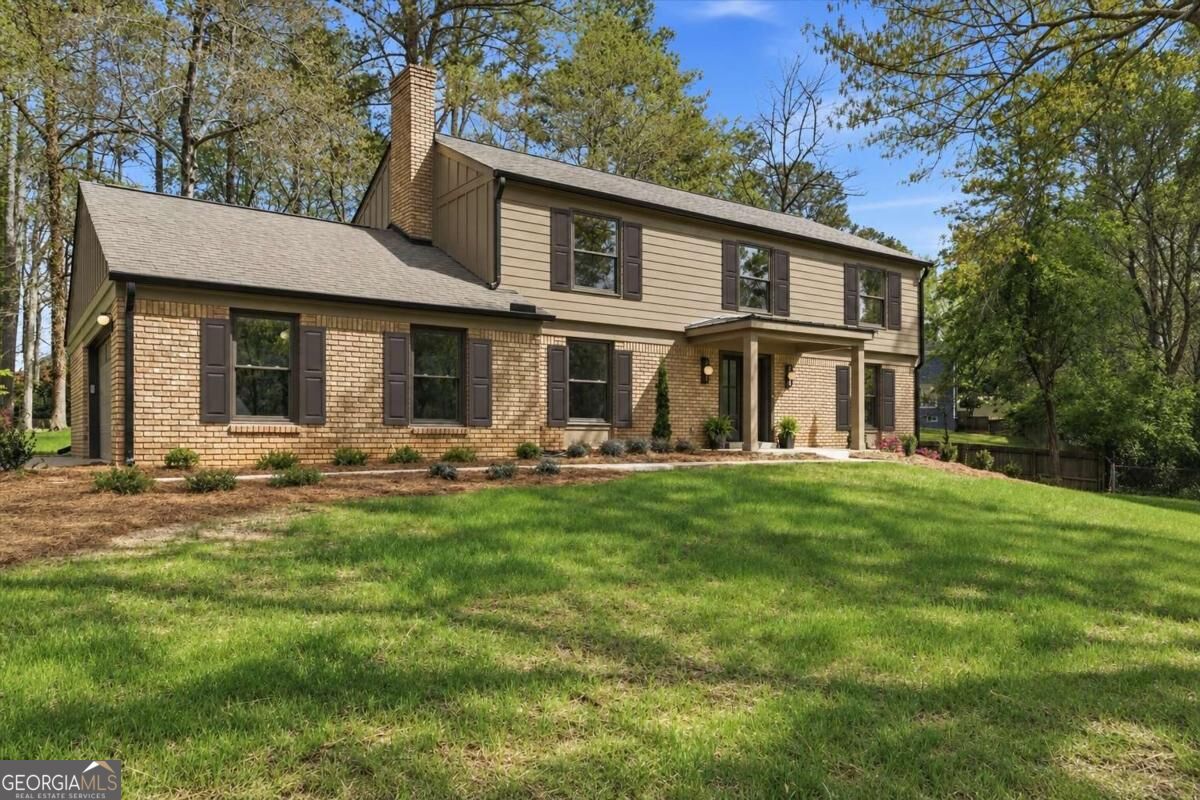 3829 Fox Hills Drive Se Property Photo 2