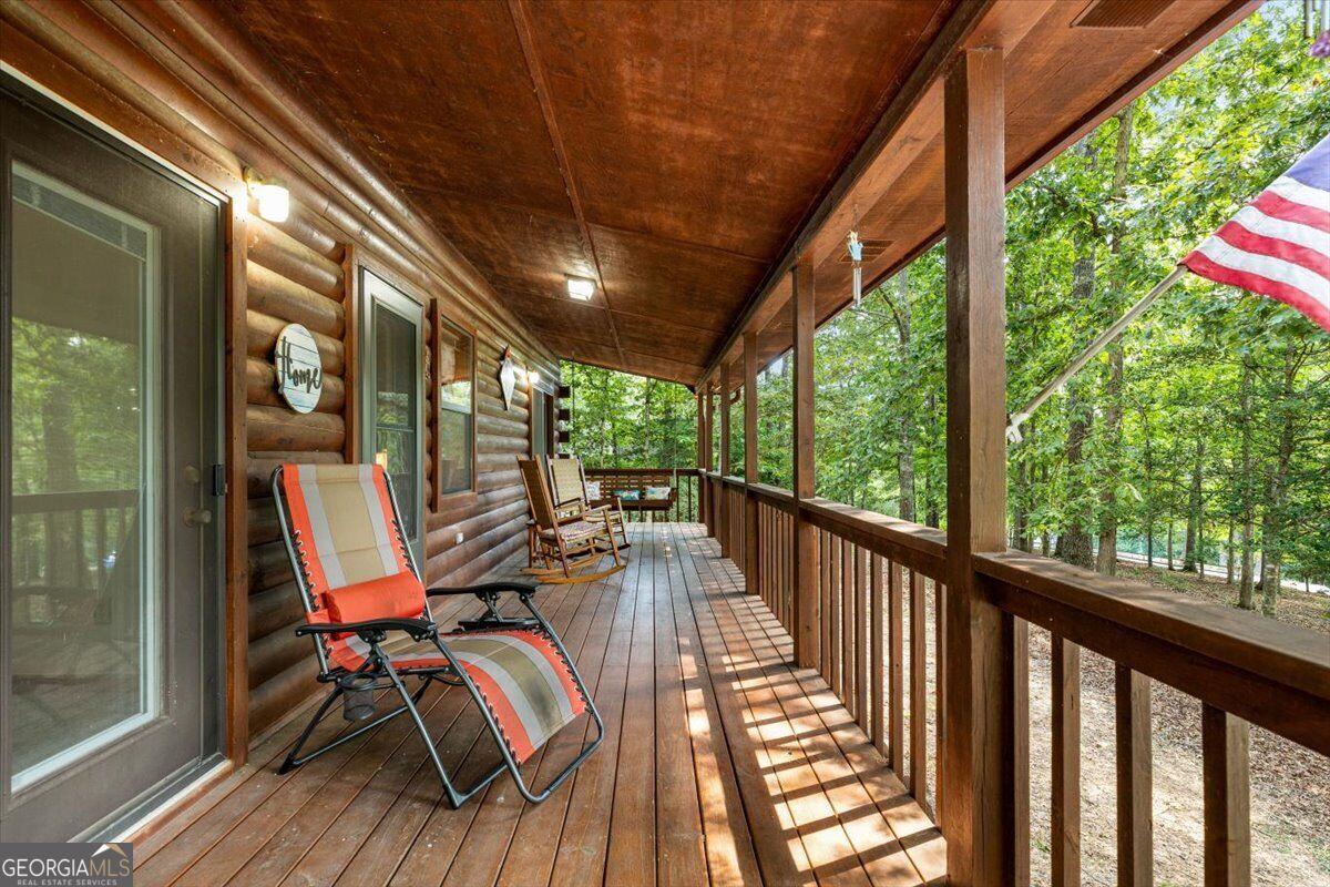 461 Gibbs Road Property Photo 6