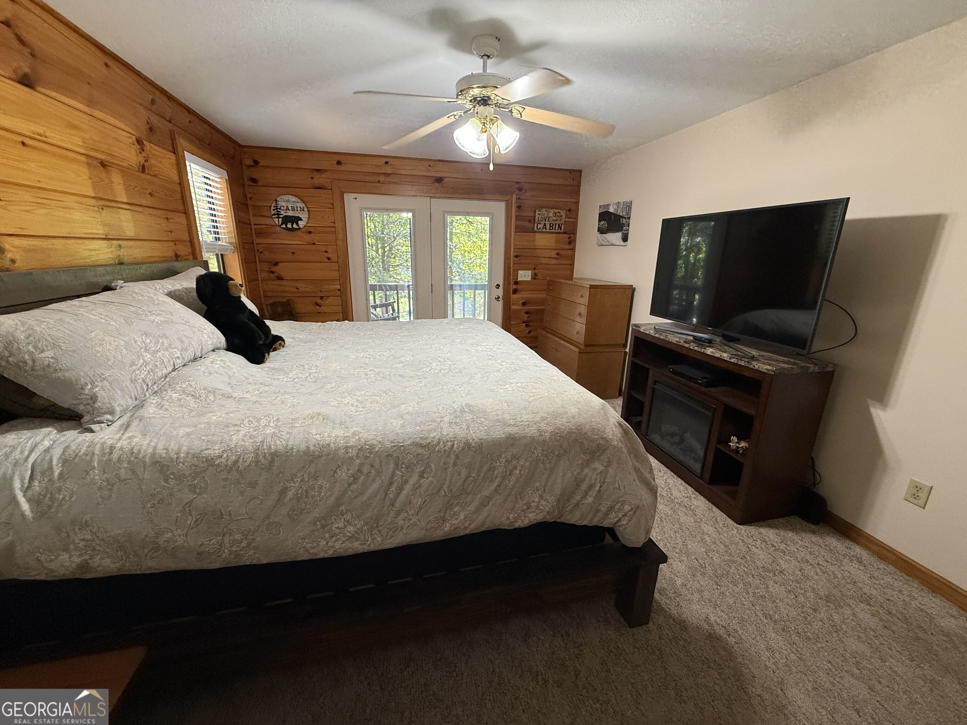 461 Gibbs Road Property Photo 16