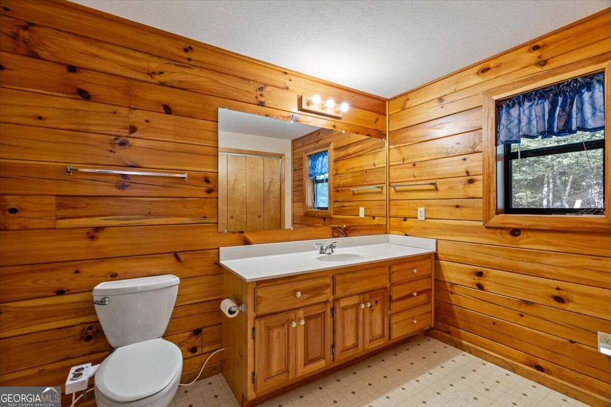 461 Gibbs Road Property Photo 25