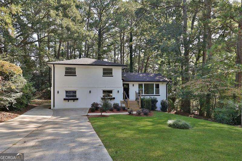 1770 Austin Drive Property Photo 1