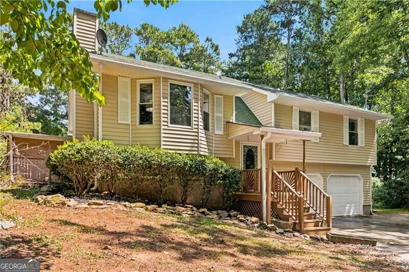 4086 Chapel Hill Road Property Photo 4