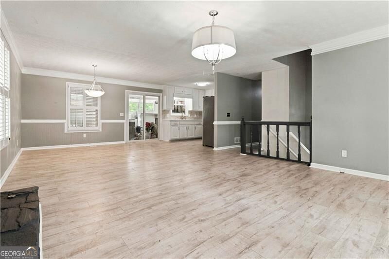 4086 Chapel Hill Road Property Photo 13