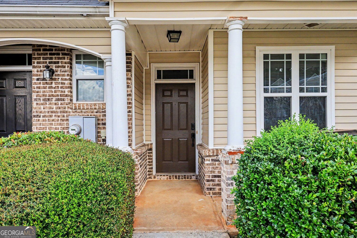 6404 Ellenwood Drive Property Photo 4