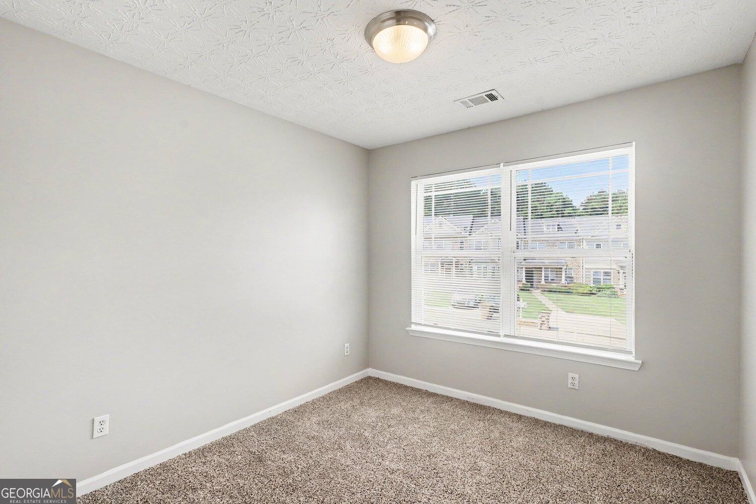 6404 Ellenwood Drive Property Photo 25