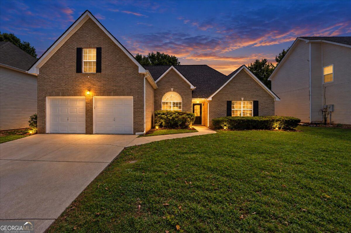 1457 Shelnut Court Property Photo 2