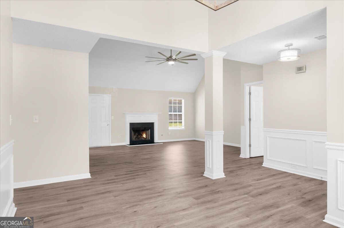 1457 Shelnut Court Property Photo 8