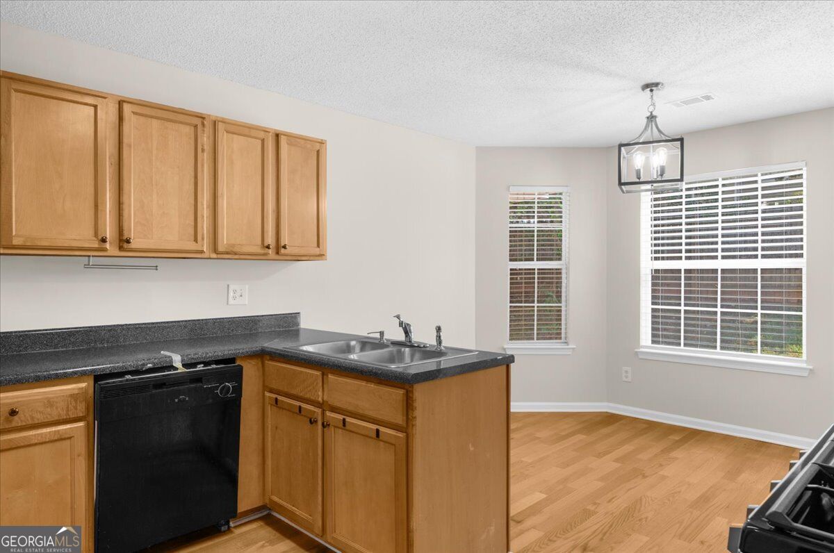 1457 Shelnut Court Property Photo 17
