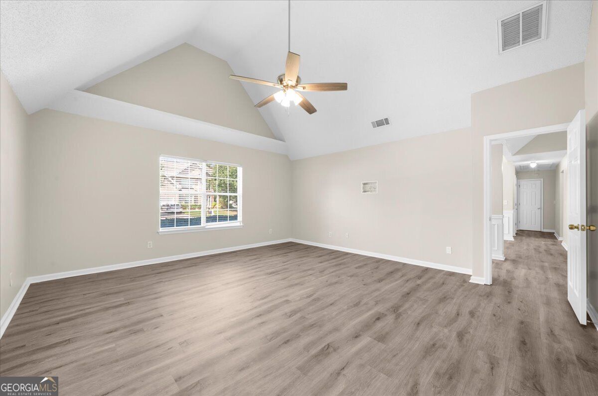 1457 Shelnut Court Property Photo 25