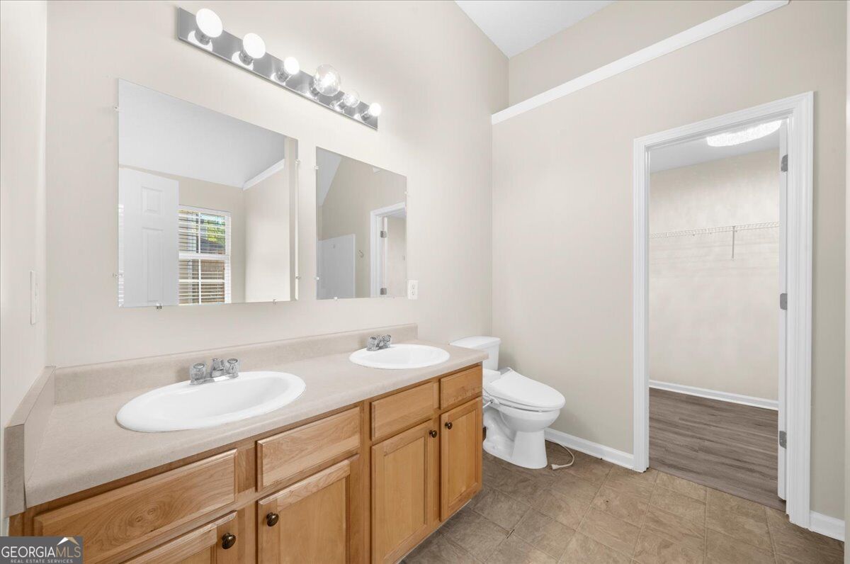 1457 Shelnut Court Property Photo 26