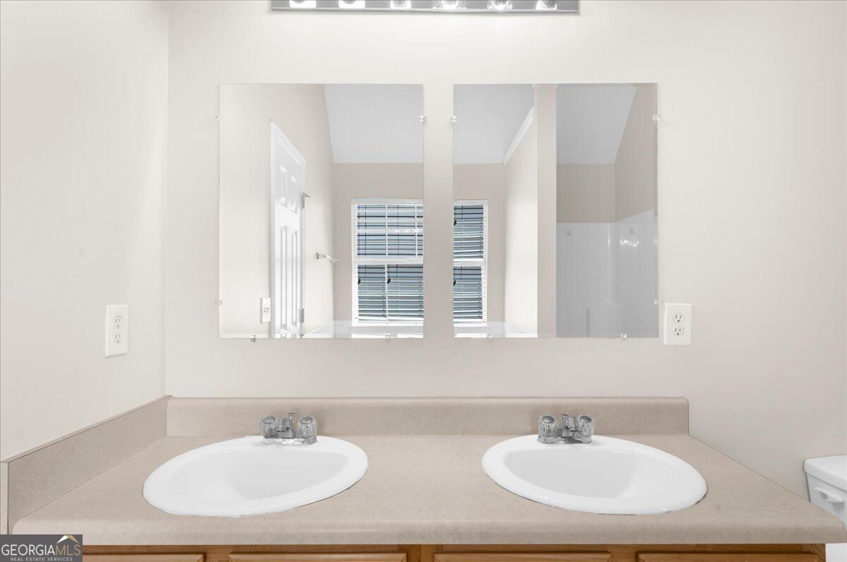 1457 Shelnut Court Property Photo 27