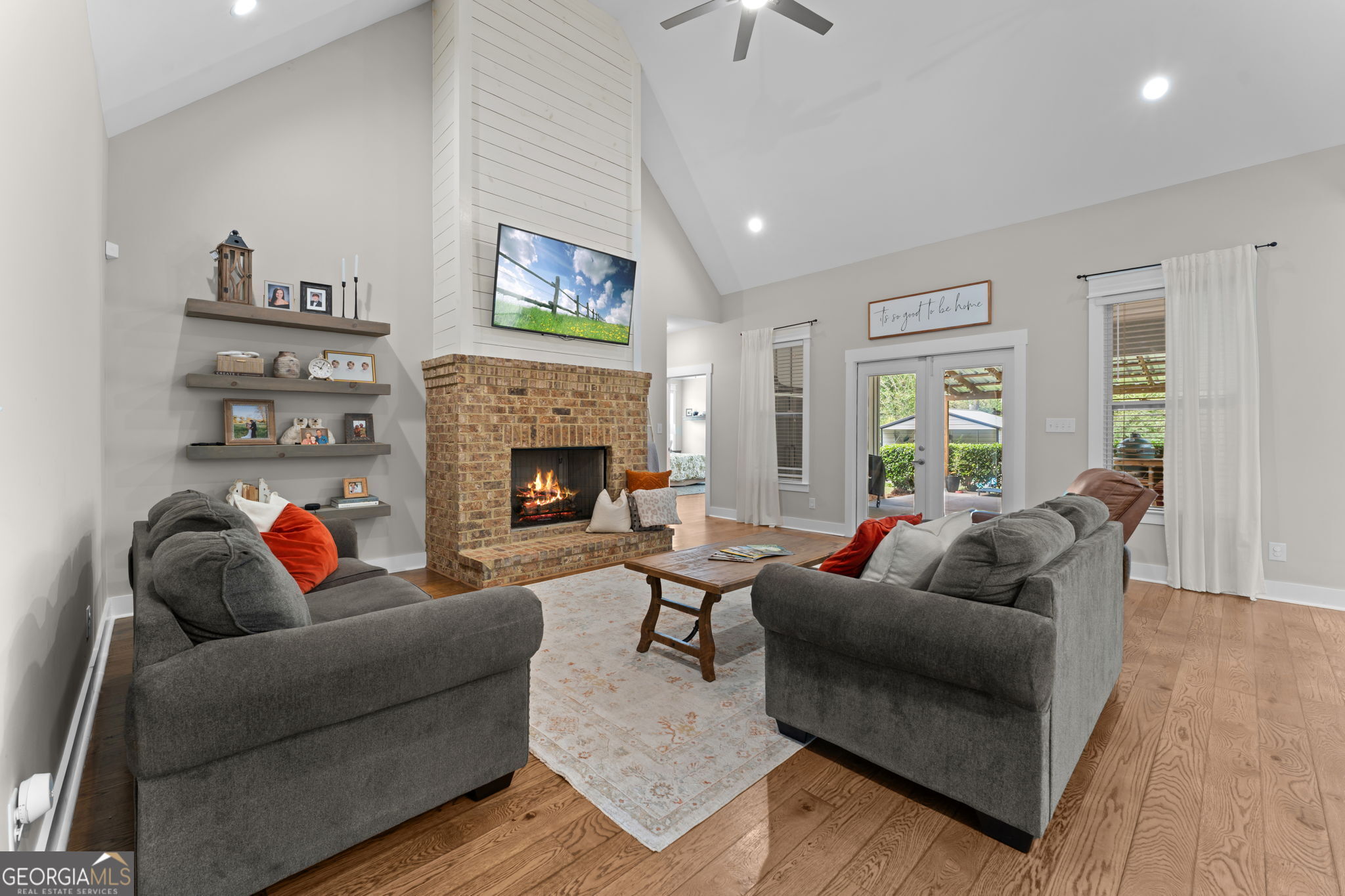 199 Rivoli Landing Property Photo 9