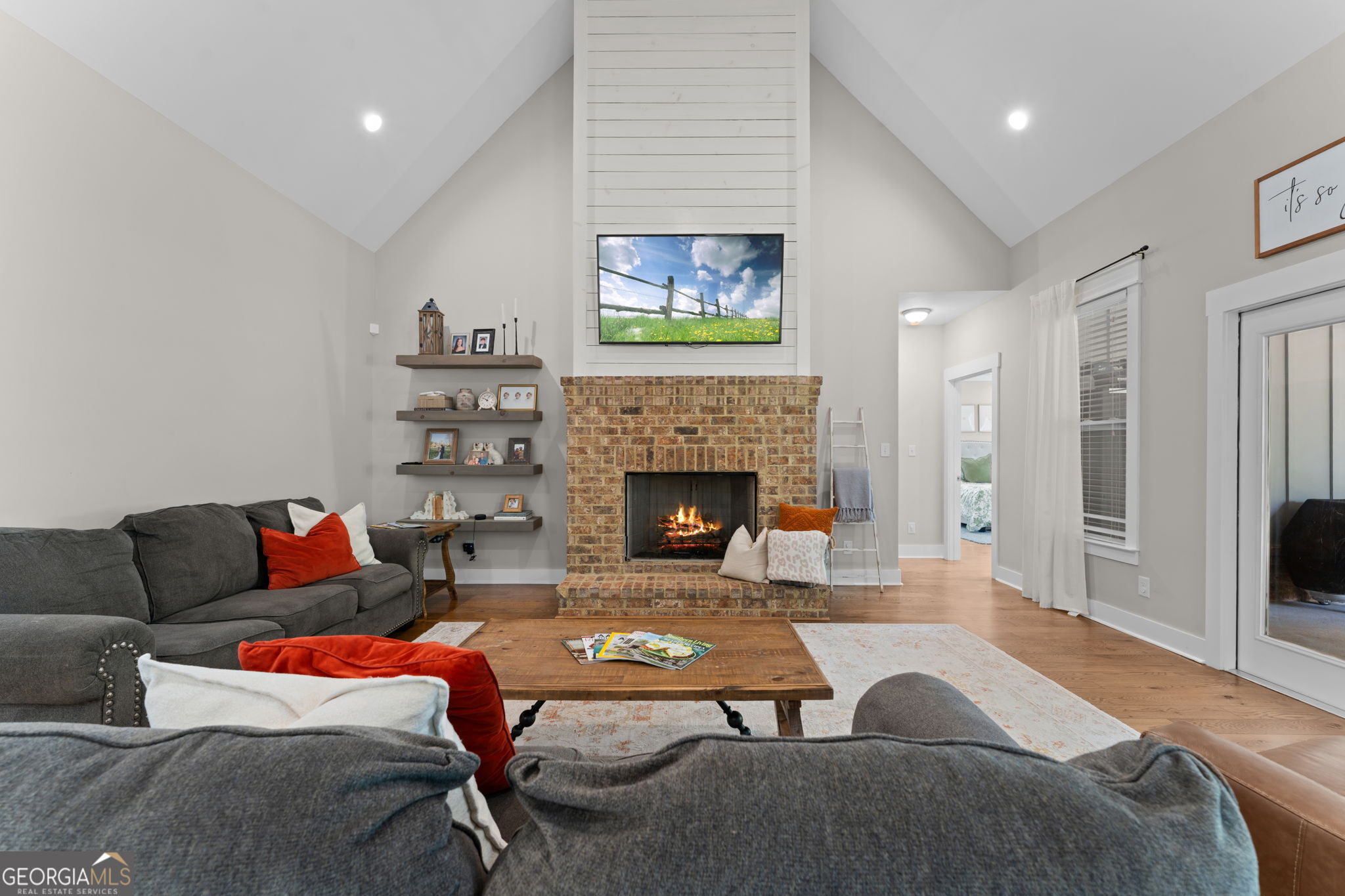 199 Rivoli Landing Property Photo 11