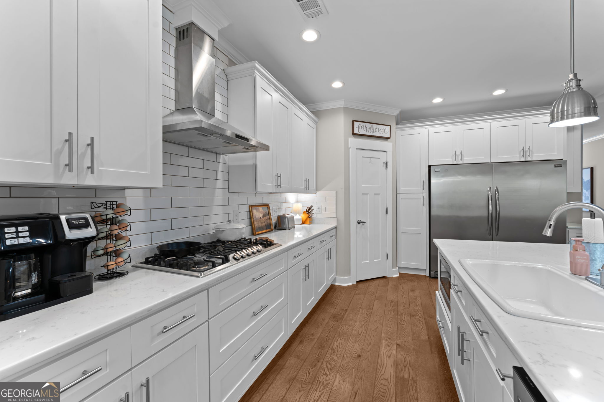 199 Rivoli Landing Property Photo 16