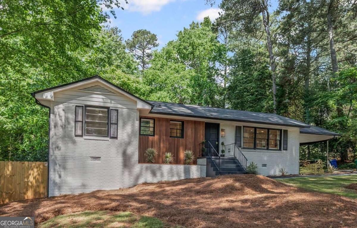 2238 Pinecliff Drive Ne Property Photo 1