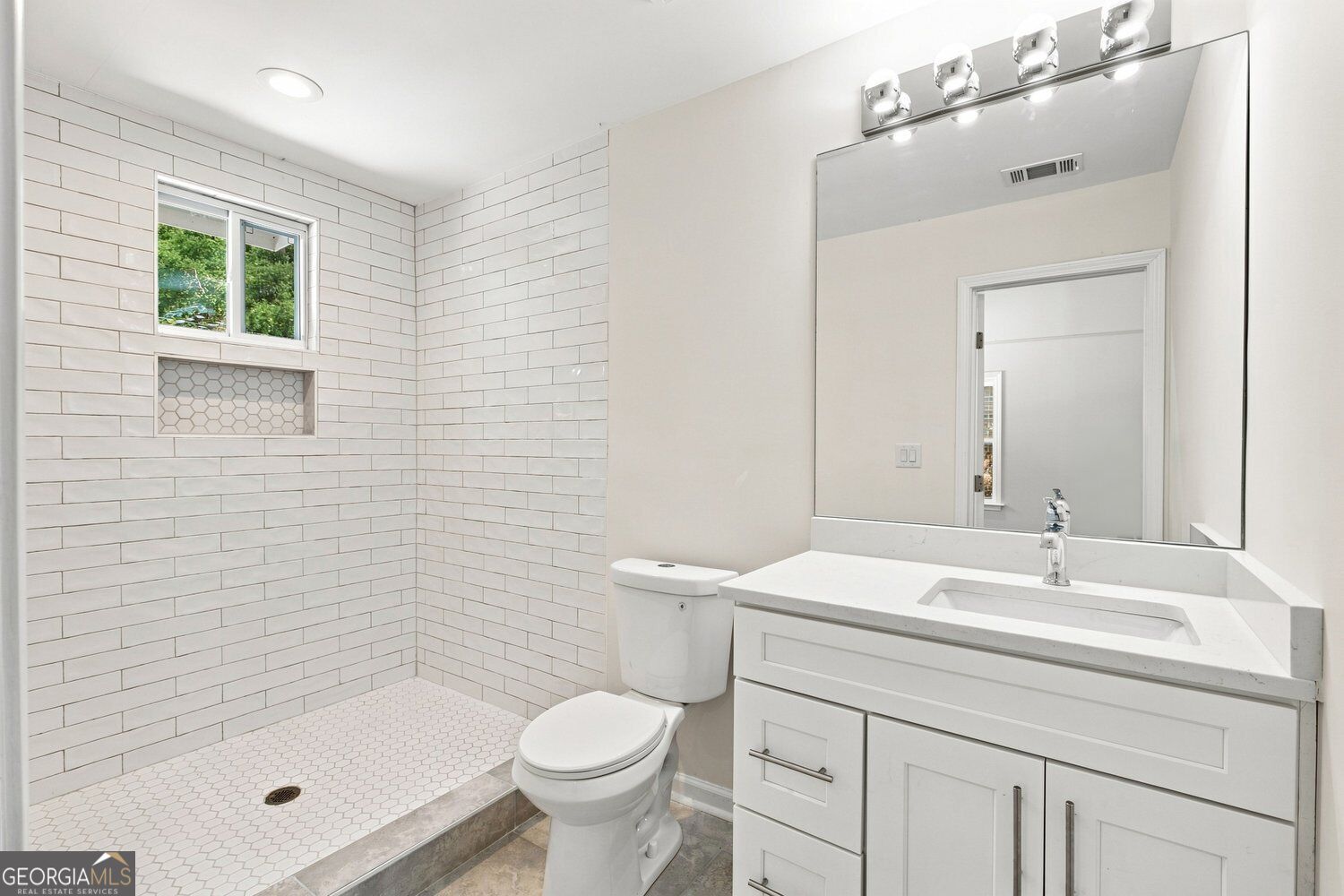 126 Meadow Park Lane Sw Property Photo 12