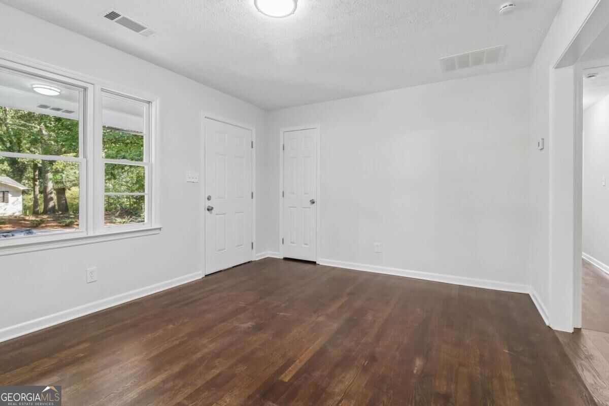 1723 Louise Lane Property Photo 13