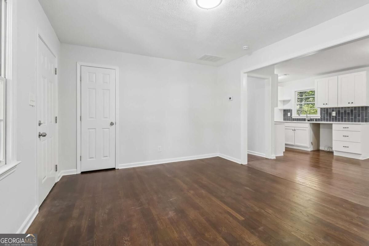 1723 Louise Lane Property Photo 14