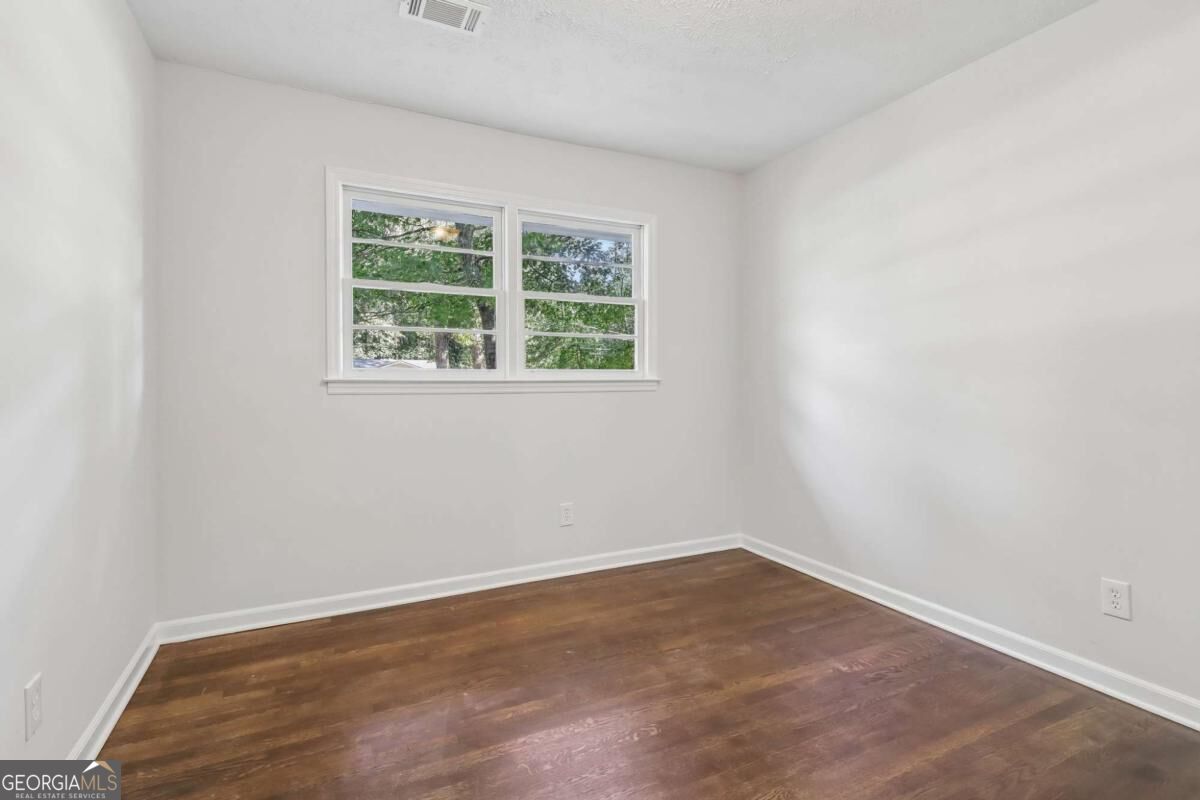 1723 Louise Lane Property Photo 28