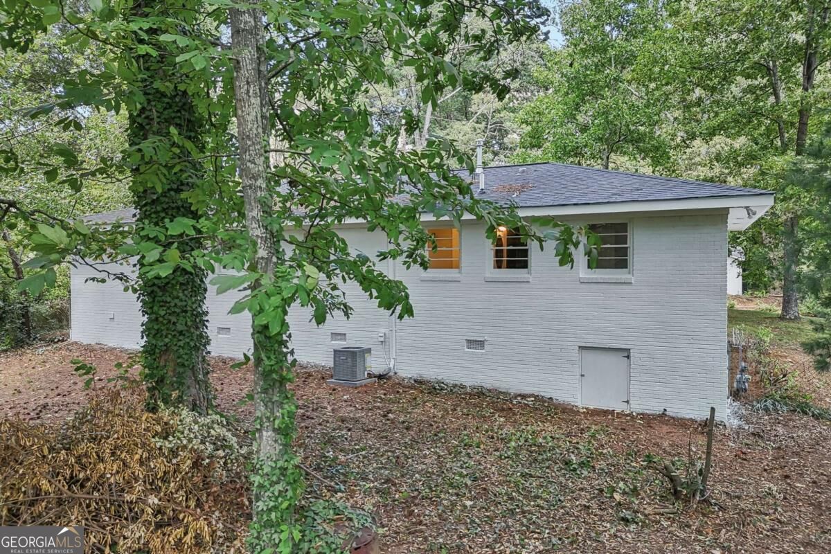 1723 Louise Lane Property Photo 43