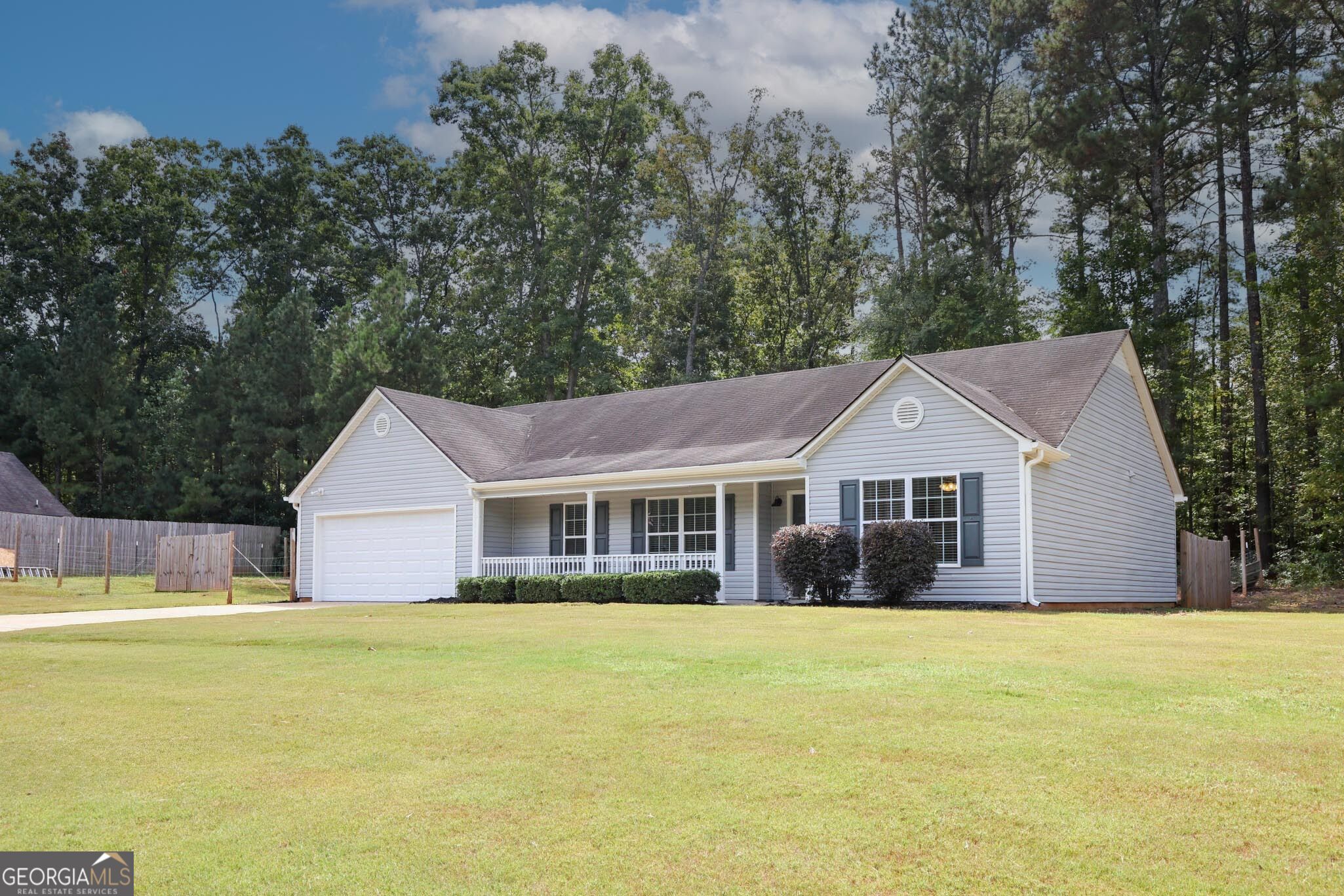 1201 Oakland Drive Property Photo 2