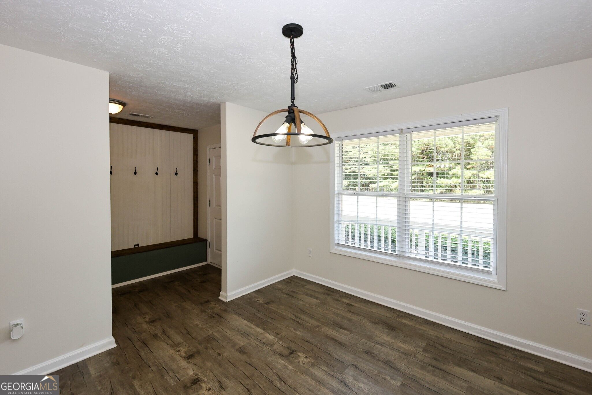 1201 Oakland Drive Property Photo 6