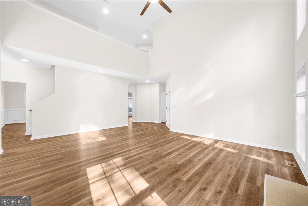 6327 Rooks Pass Property Photo 13