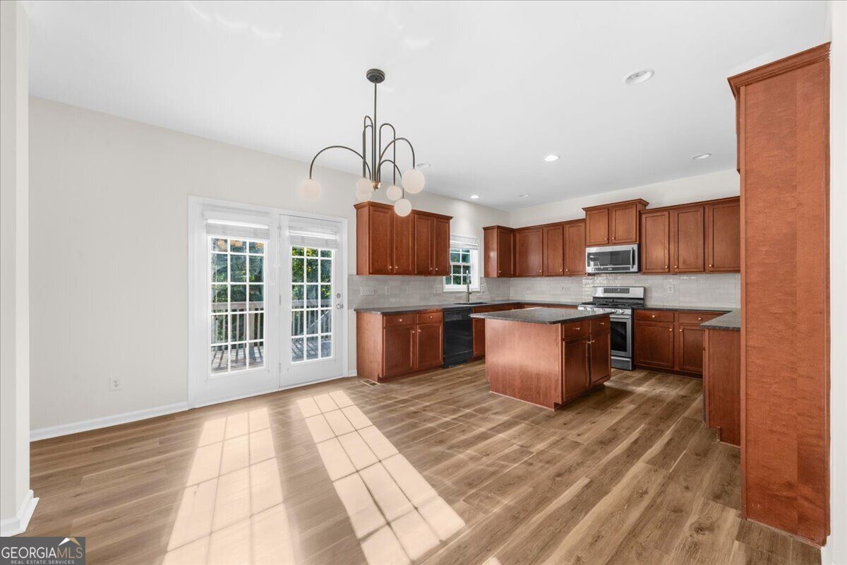 6327 Rooks Pass Property Photo 16