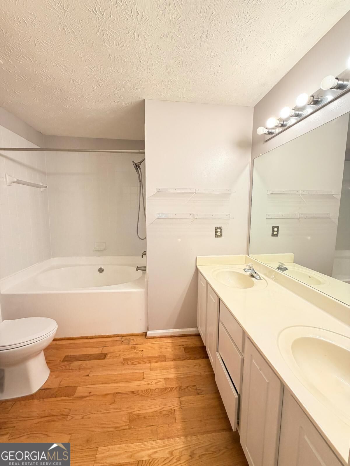 200 Abbotts Mill Drive Property Photo 19