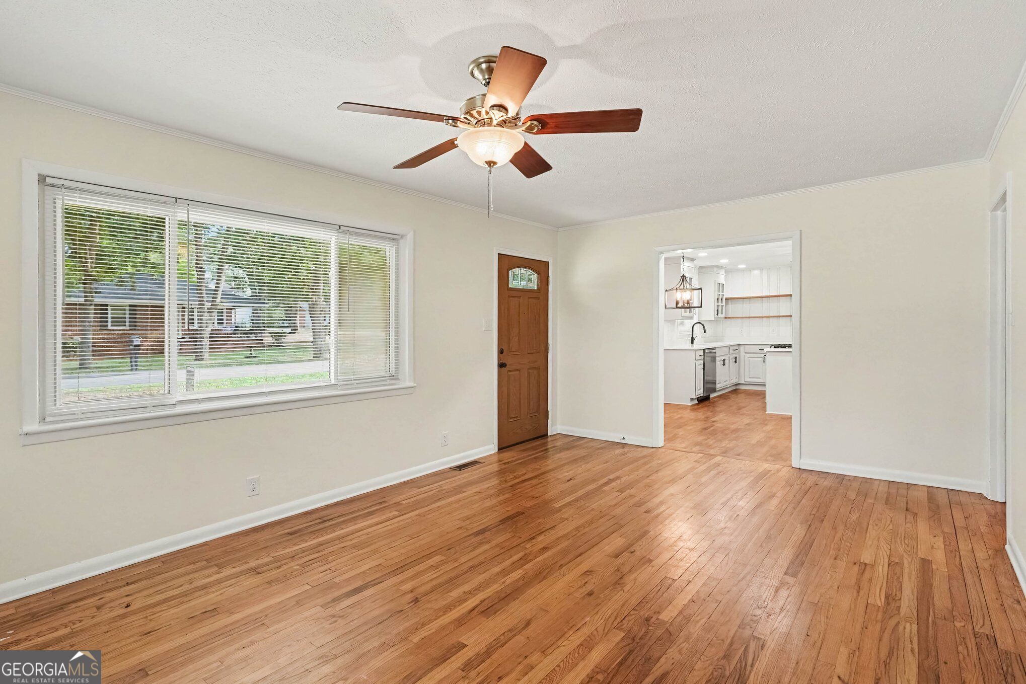 415 Taylor Street Property Photo 8