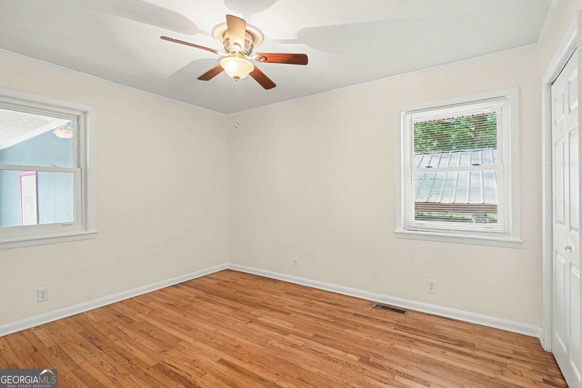 415 Taylor Street Property Photo 18