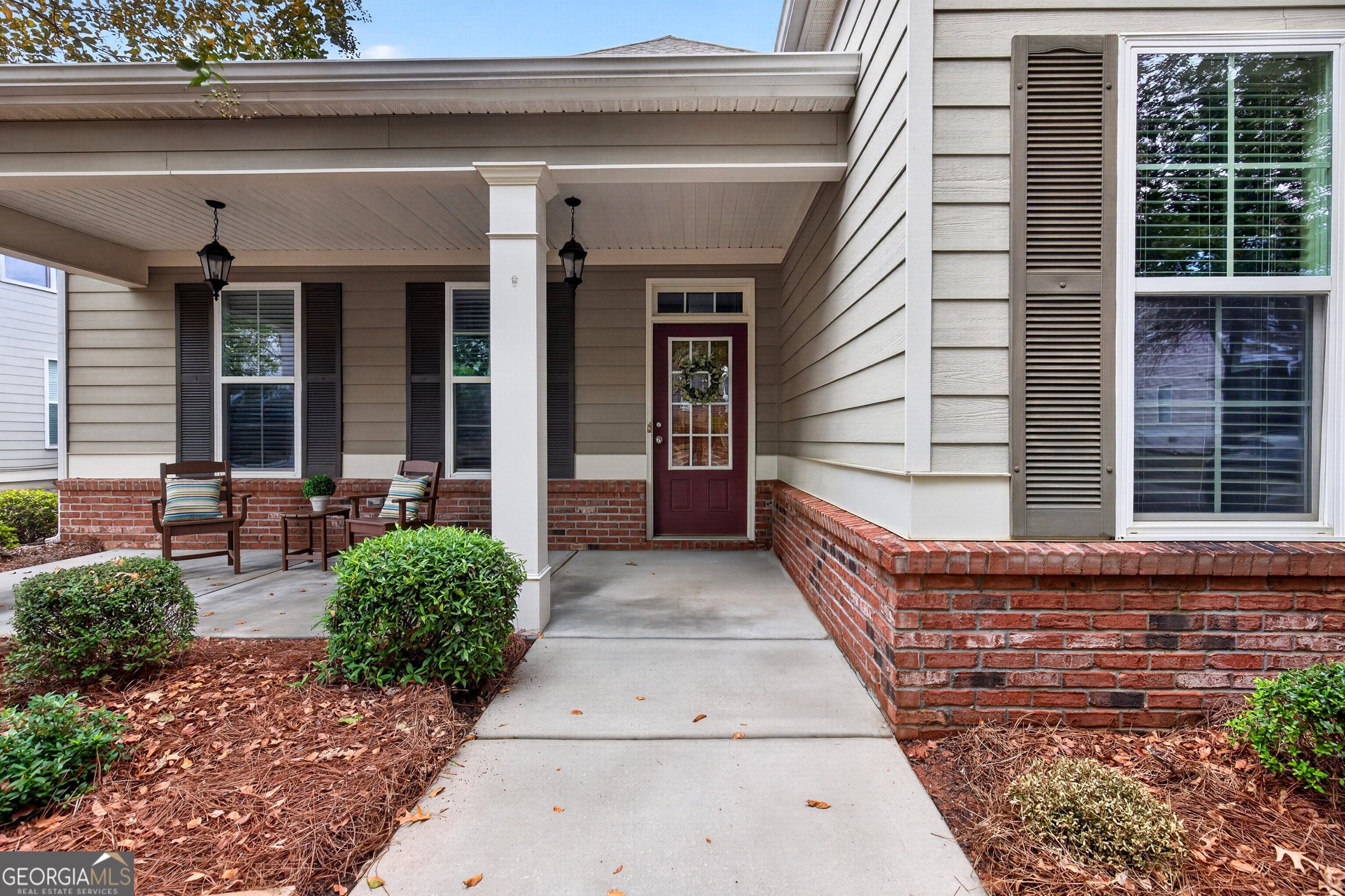 175 Colonial Court Property Photo 4