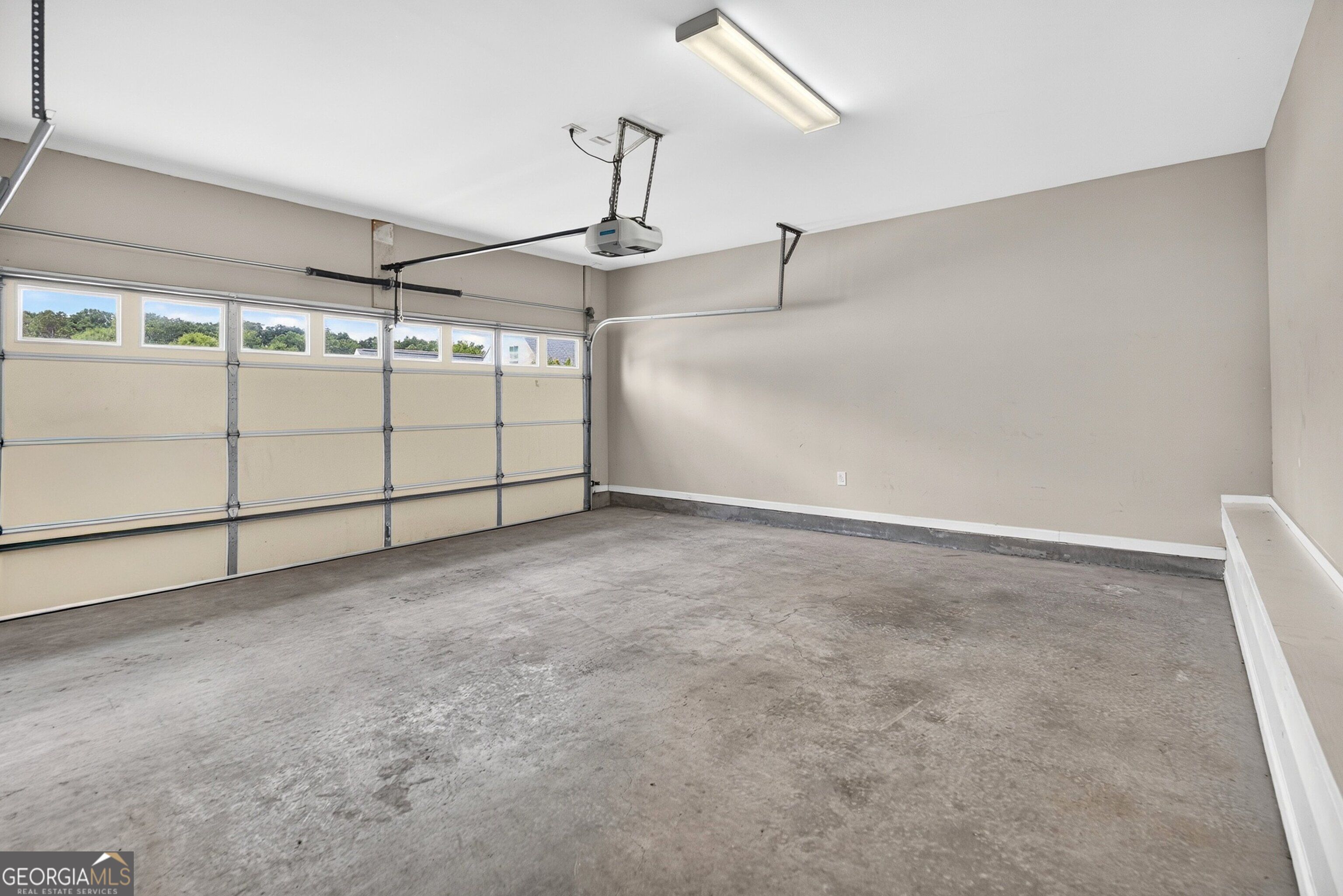 175 Colonial Court Property Photo 17