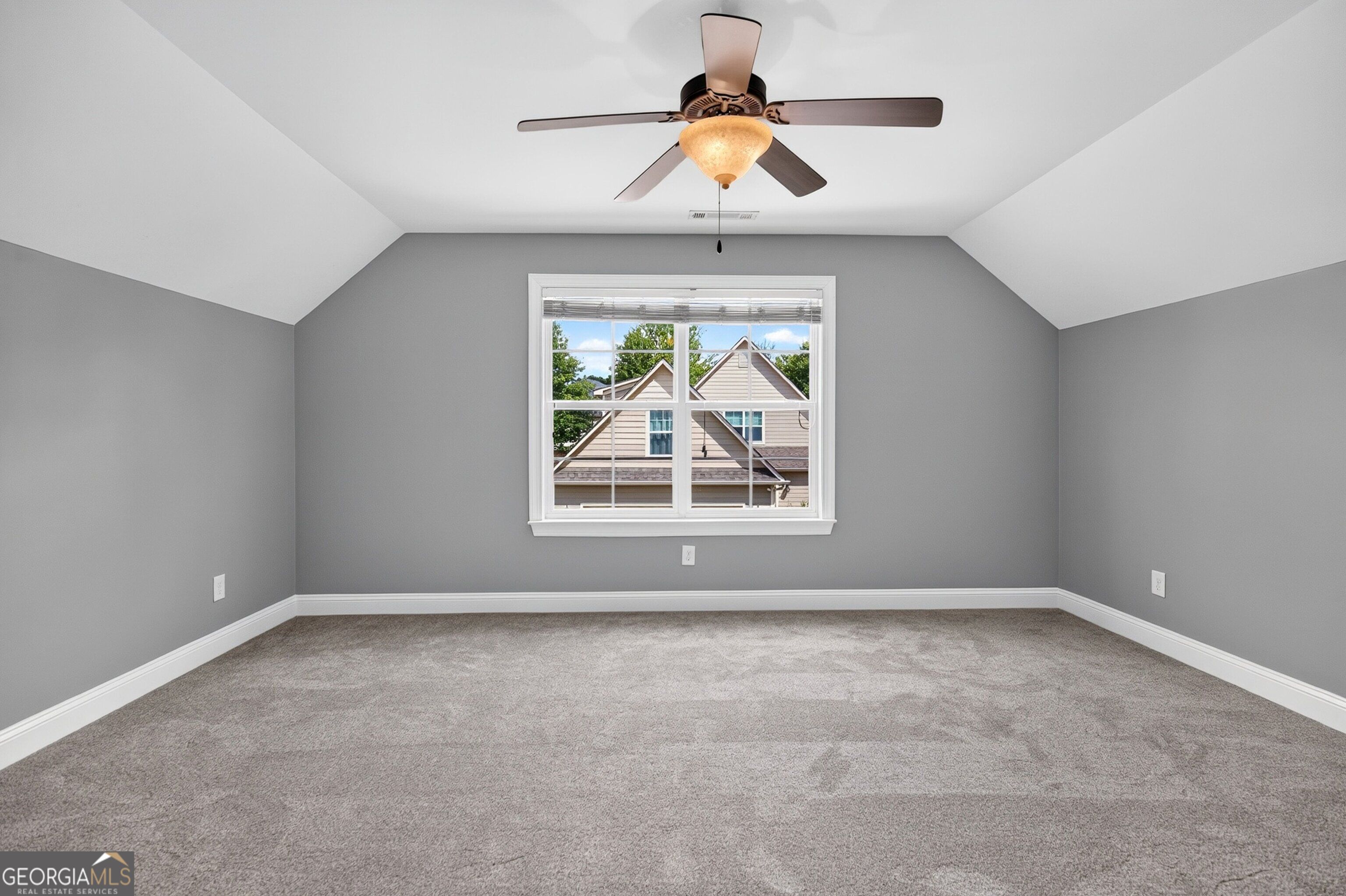 175 Colonial Court Property Photo 30