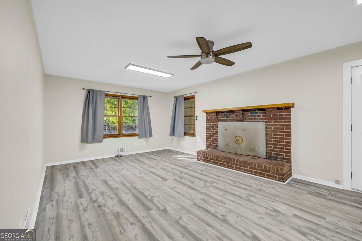4638 Highway 63 Property Photo 28