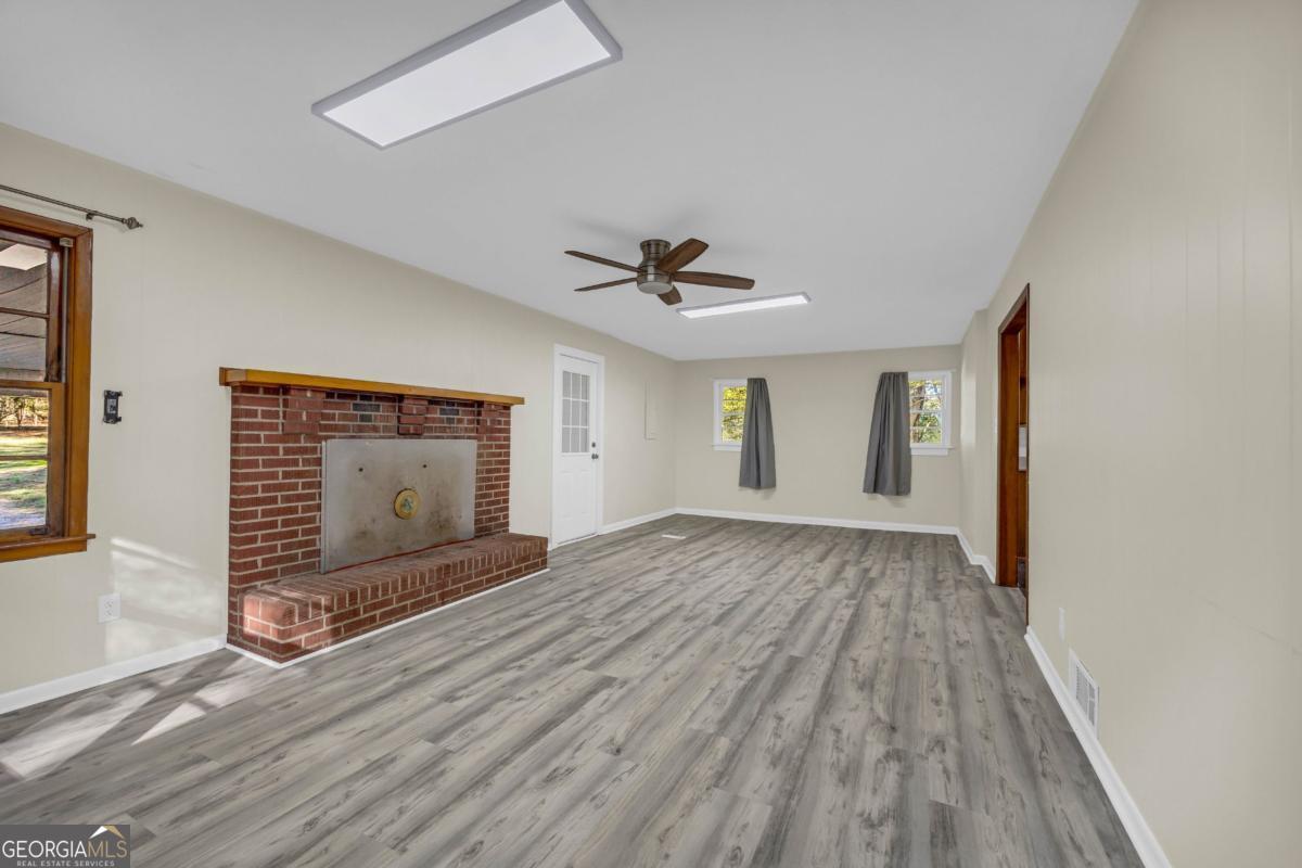 4638 Highway 63 Property Photo 30