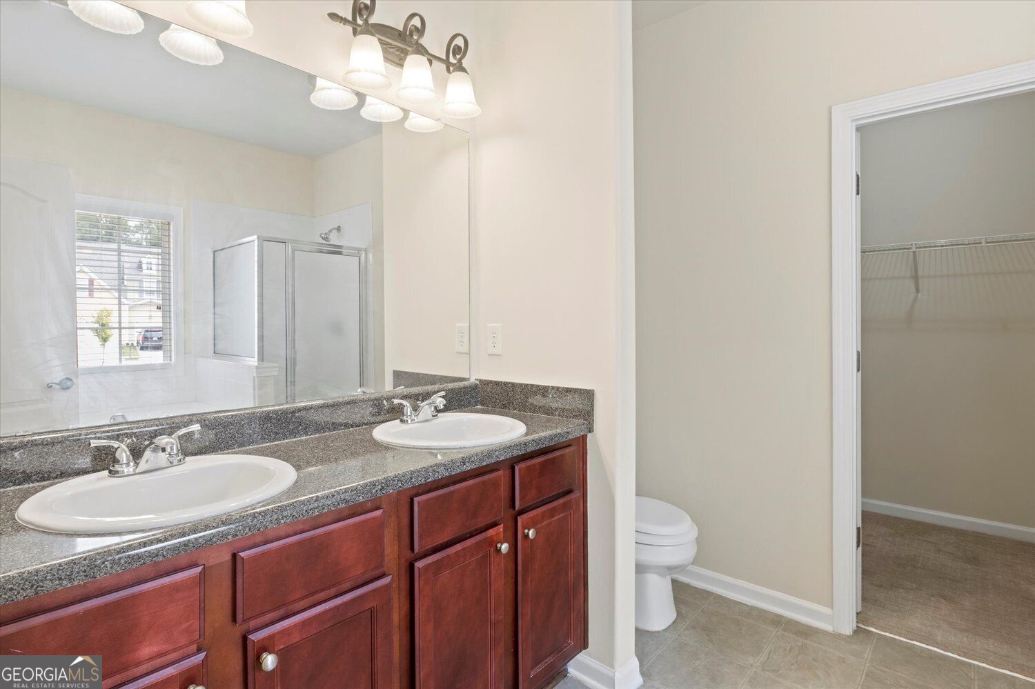 6293 Colonial View Property Photo 8