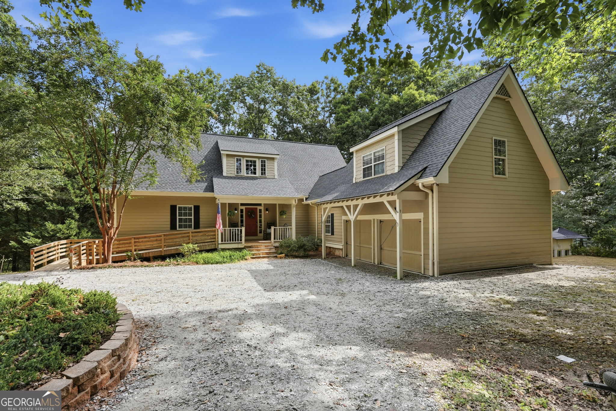 907 Rainbow Circle Property Photo 7