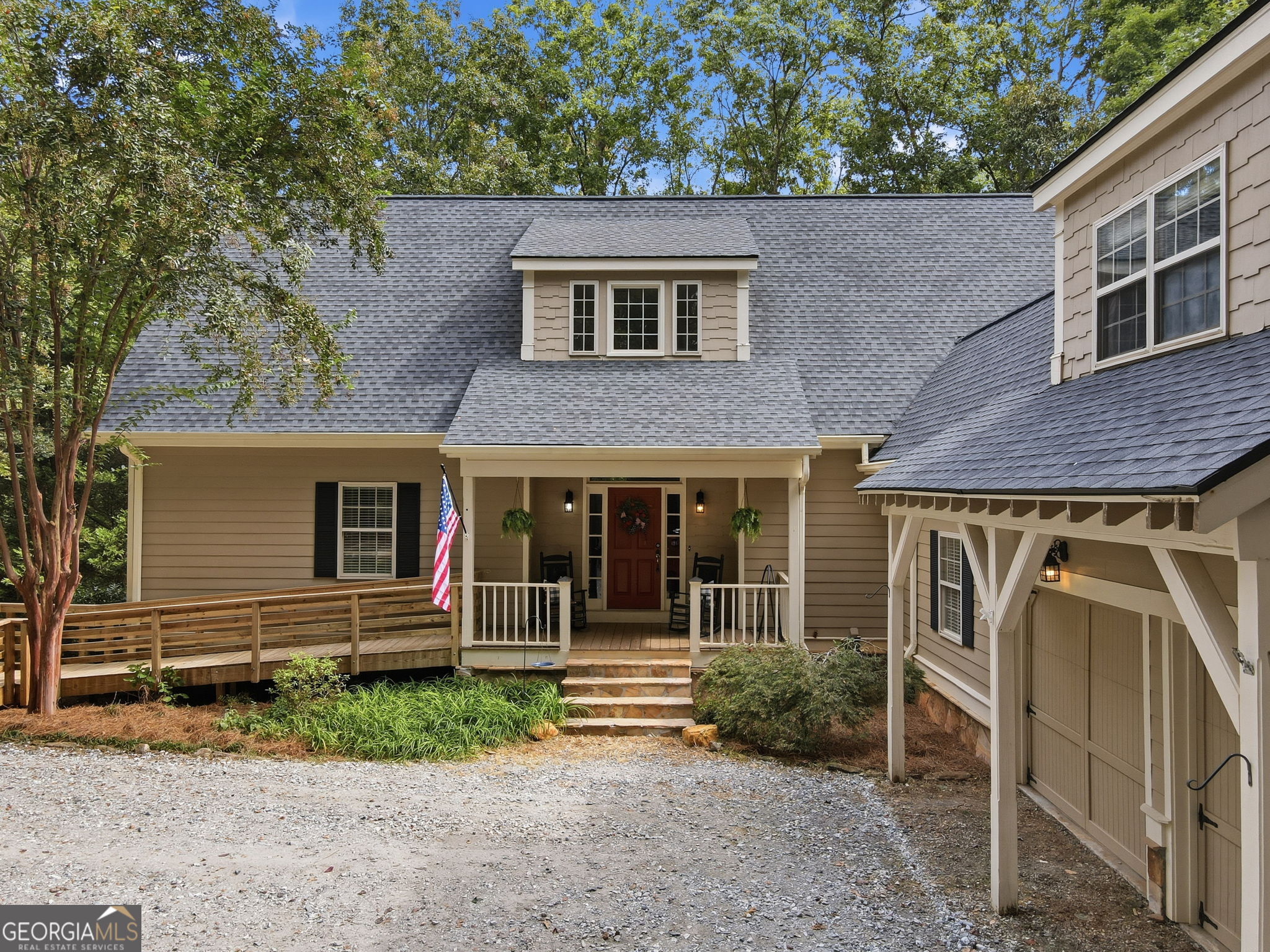 907 Rainbow Circle Property Photo 12