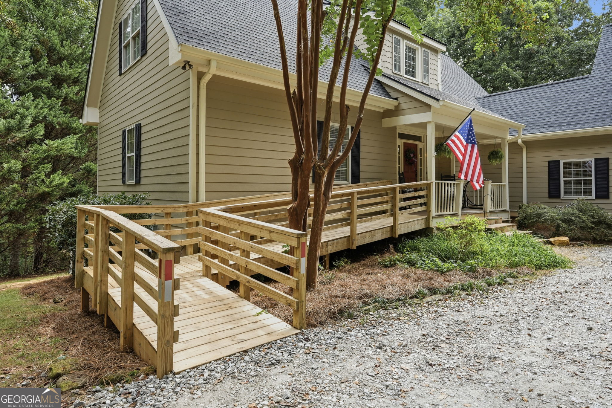 907 Rainbow Circle Property Photo 13
