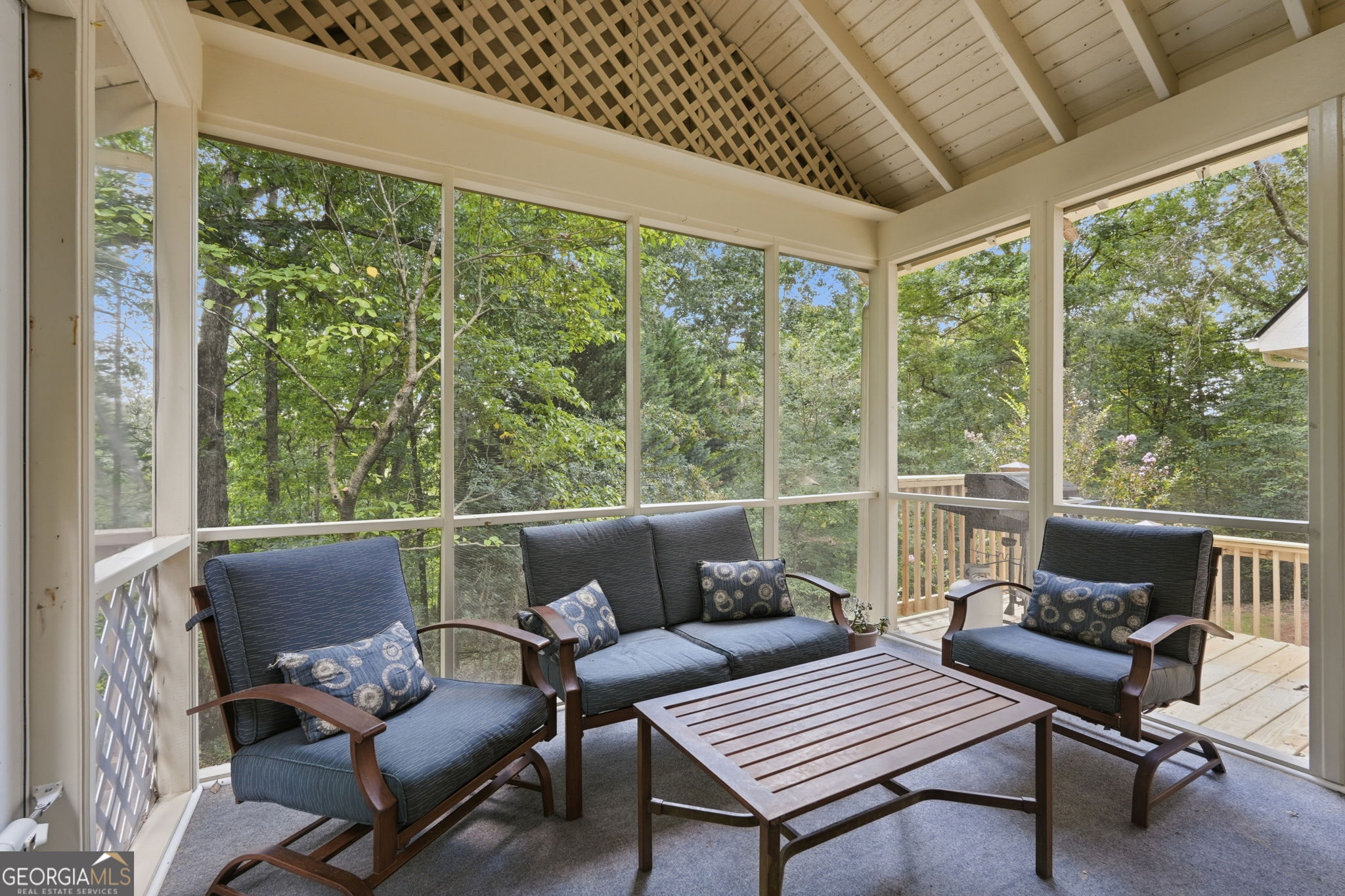 907 Rainbow Circle Property Photo 32