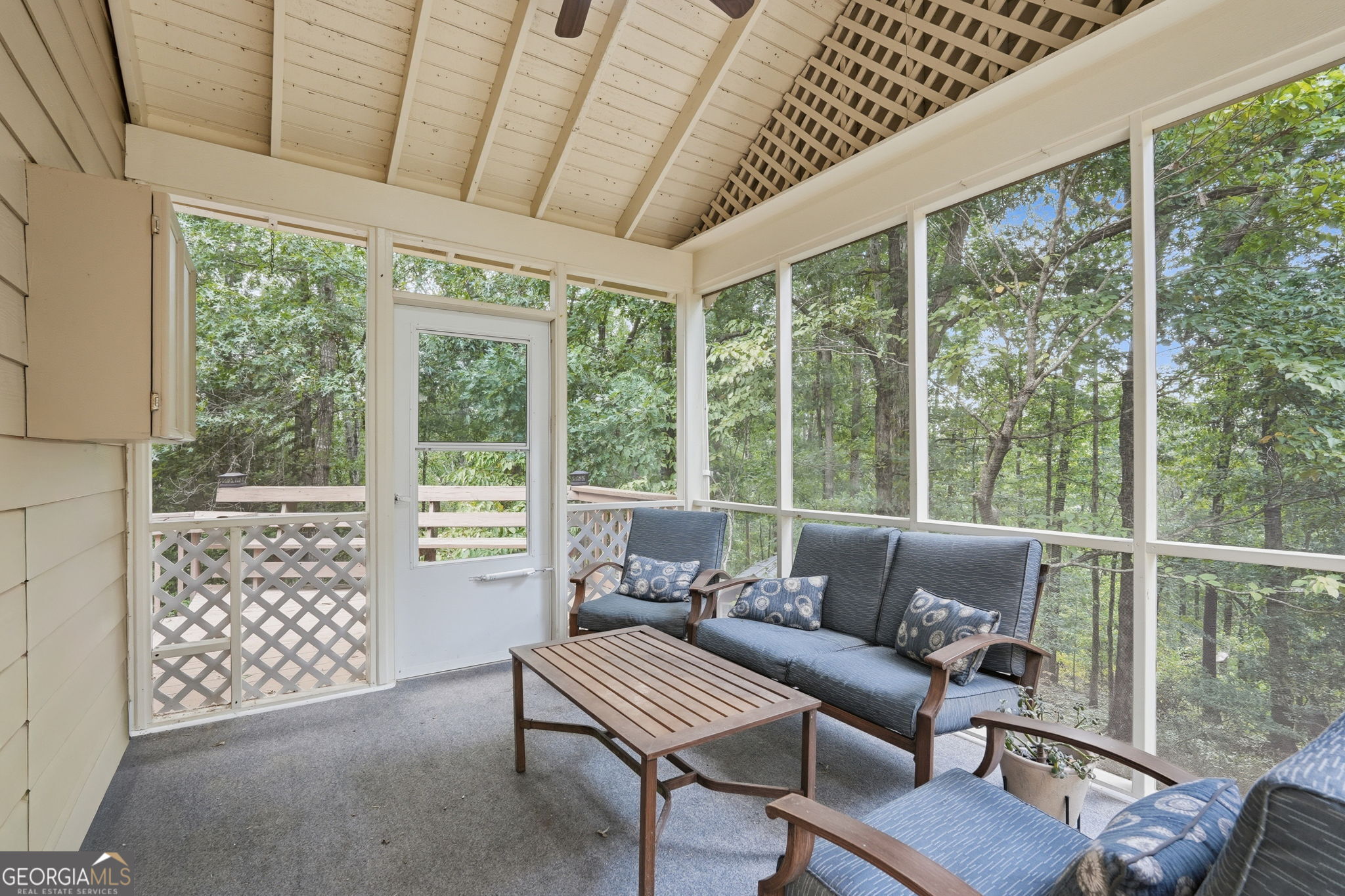 907 Rainbow Circle Property Photo 33